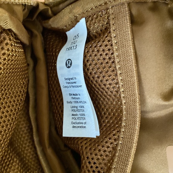 ❤️ Lululemon Everywhere Belt Bag Burnt Caramel NWT - Picture 10 of 11